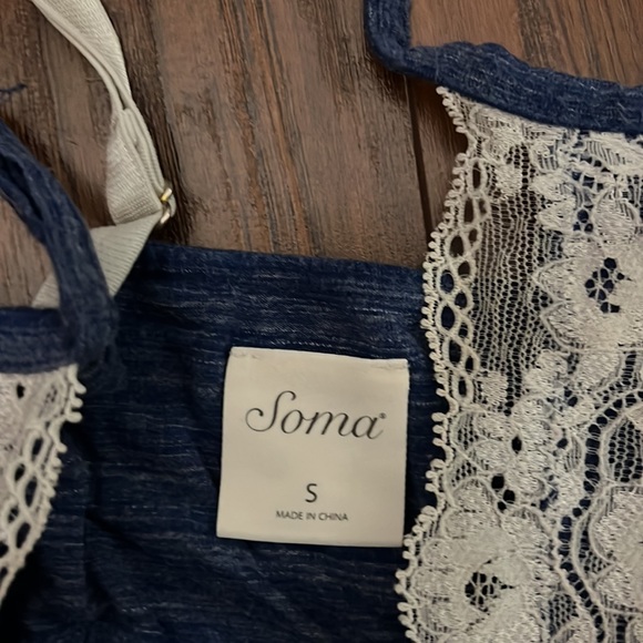 Adorable Soma sleep set. Size small top, medium shorts. Great condition. - Picture 3 of 5